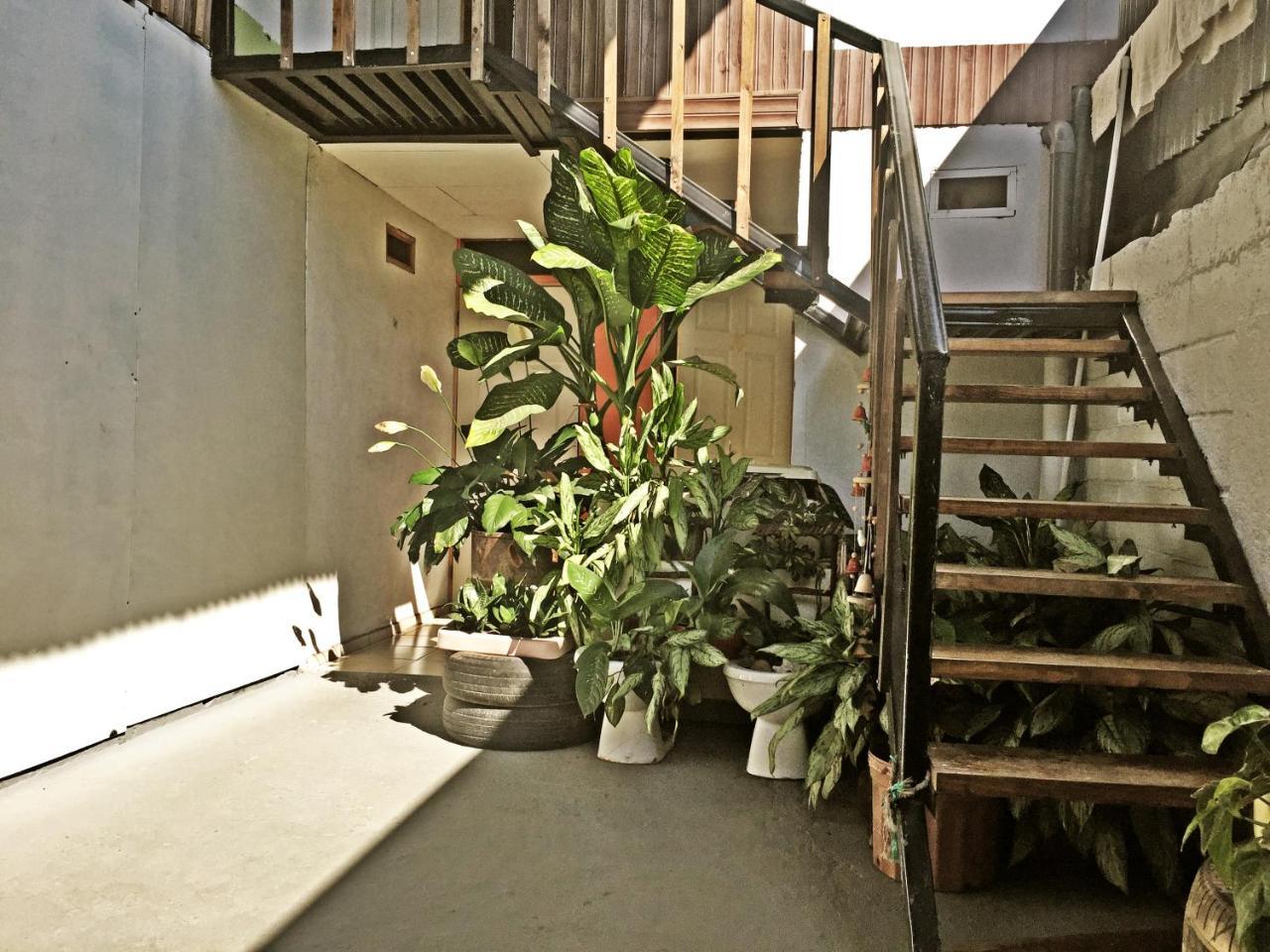 Hostel Trotamundos Alajuela Exterior photo