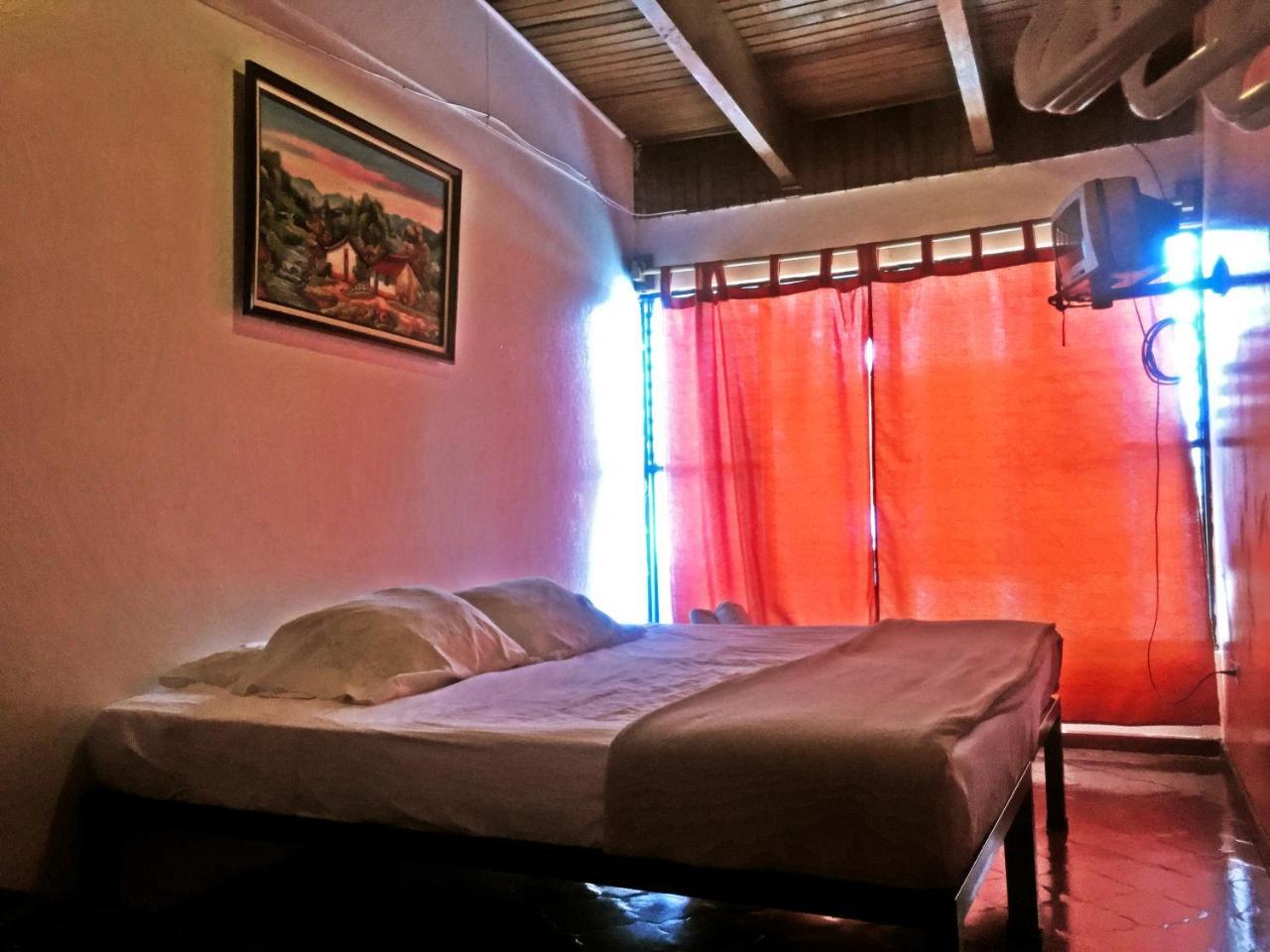 Hostel Trotamundos Alajuela Exterior photo